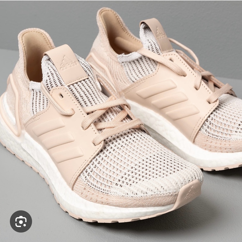Adidas Ultraboost 19 Shoes in Crystal White / Brown / Linen